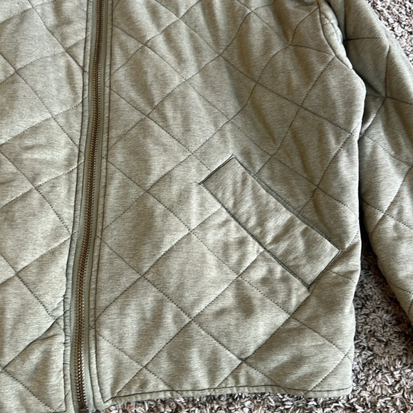 Bagatelle Collection Quilted
French Terry Jacket
Women's  Sage Green Size M - Picture 9 of 15